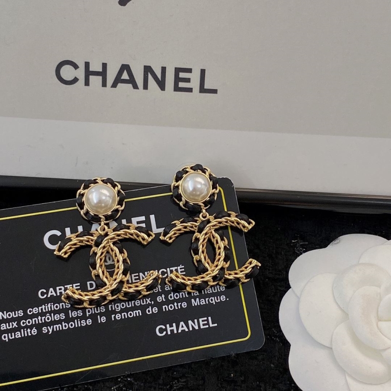 Ch**el earrings